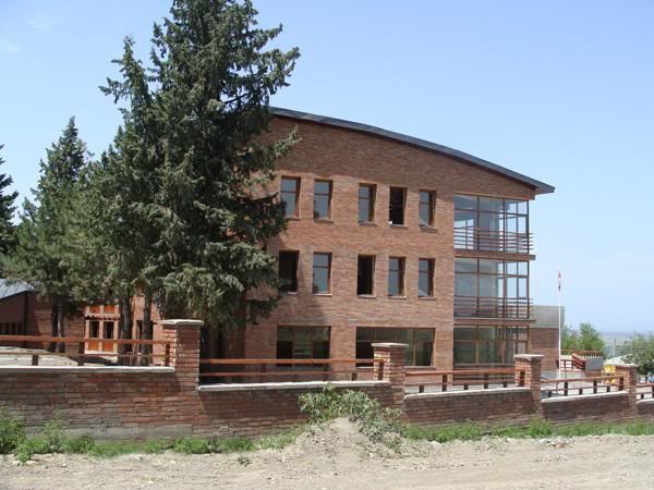 Новая школа в Сигнагcком муниципалитете, в село Джугаани 