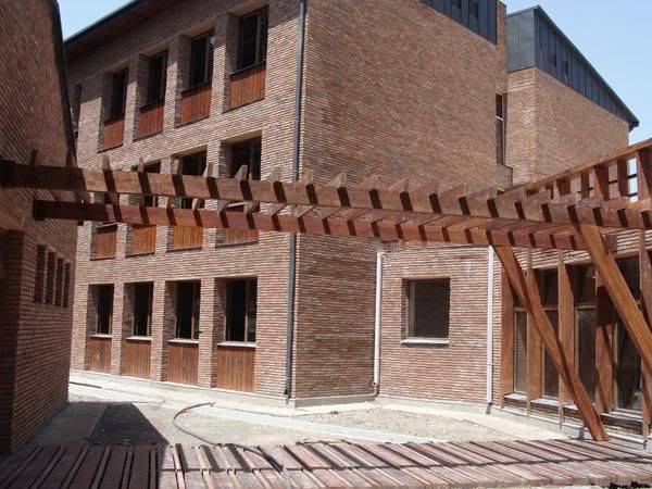 Новая школа в Сигнагcком муниципалитете, в село Джугаани 