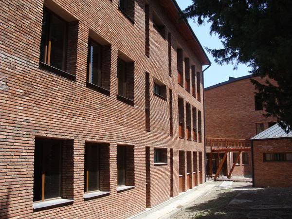 Новая школа в Сигнагcком муниципалитете, в село Джугаани 