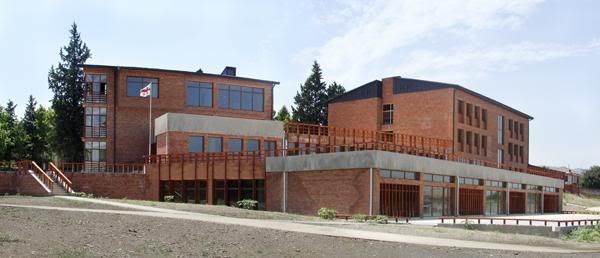 Новая школа в Сигнагcком муниципалитете, в село Джугаани 