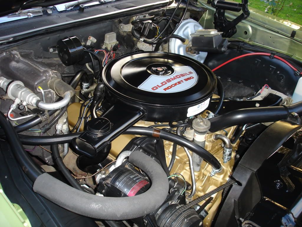 oldsmobile gold engine paint...