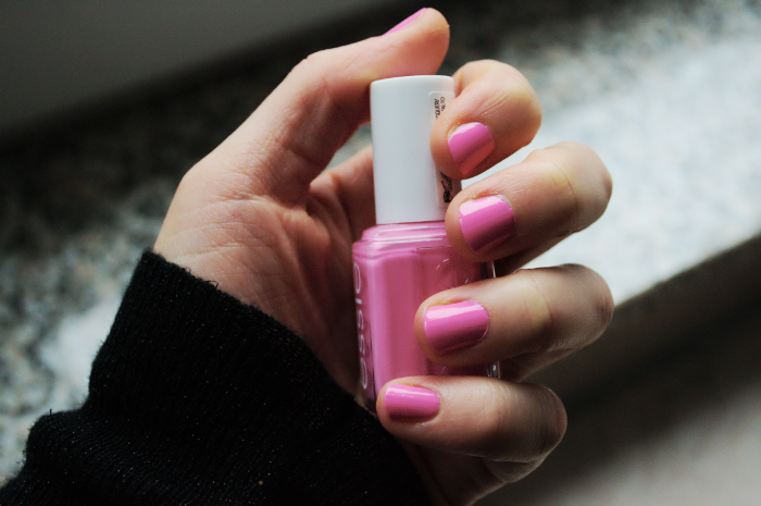 Essie Nagellack Lovie Dovie Beauty
