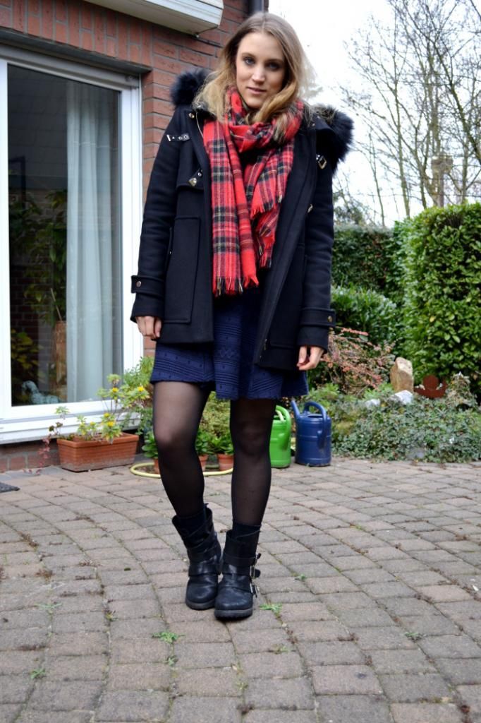 Herbstoutfit blaues Kleid