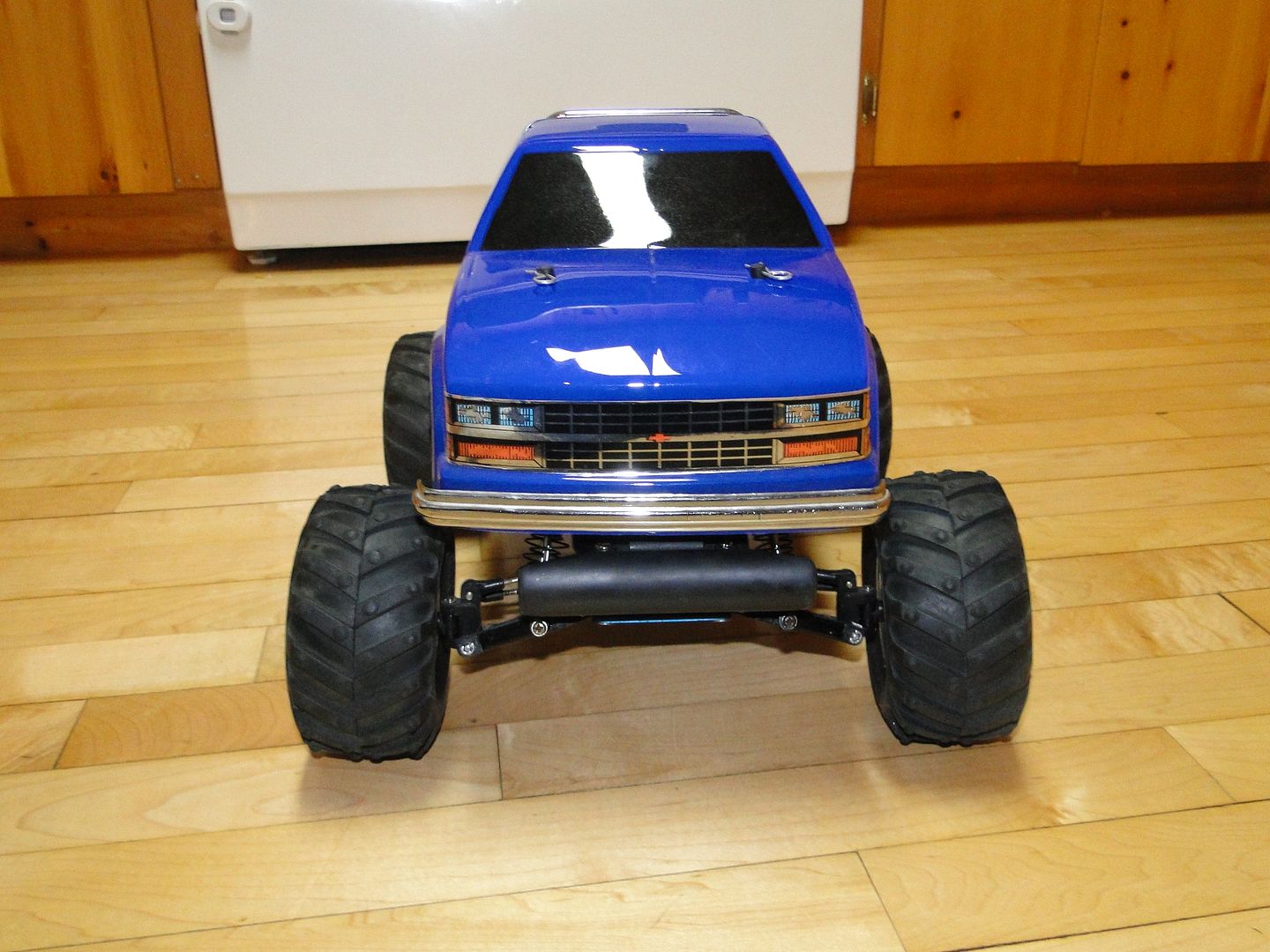 traxxas sledgehammer rustler