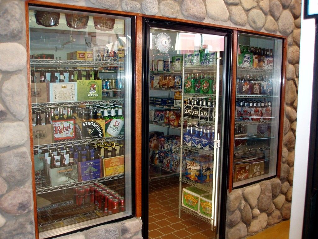 NEW Walk in Cooler Beer Cave Cooler 10x10 Anthony glass door windows