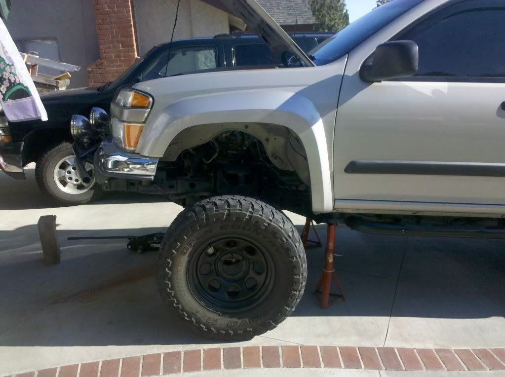 Z71 Custom Midtravel and CST 5in Lift Spindles. Chevy Colorado & GMC